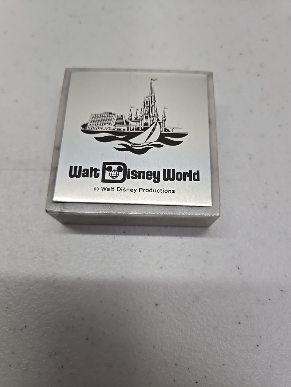 WALT DISNEY WORLD SOUVENIR PAPERWEIGHT MARBLE VINTAGE 1980's IN ORIGINAL BOX